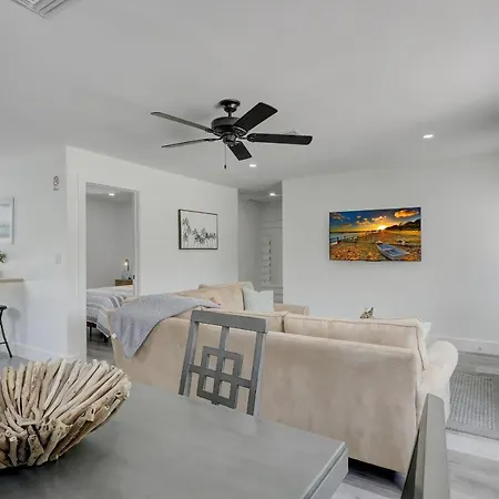 Three Rental Units In This Bonita Springs Compound
